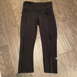 Lululemon cropped leggings